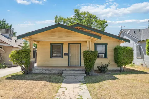 1593 N Glenn Ave, Fresno, CA 93728