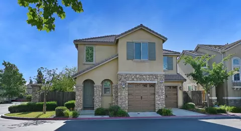 3368 Monterosa Ln, Clovis, CA 93619 photo 1