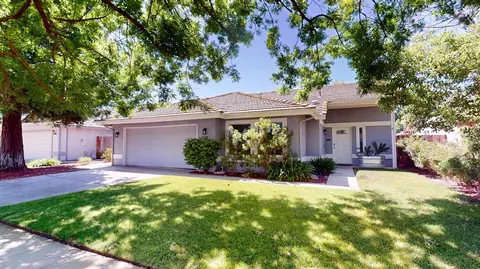 1604 W Central Ave, Madera, CA 93637