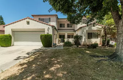 5346 W Flint Way, Fresno, CA 93722