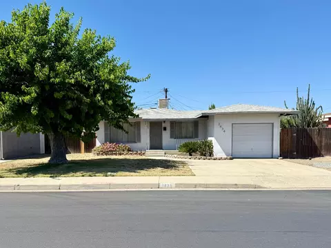 1434 Alton St, Selma, CA 93662