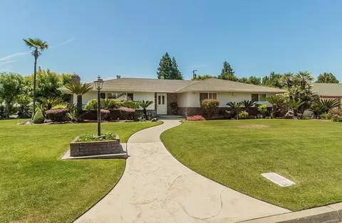 1711 W Roberts Ave, Fresno, CA 93711