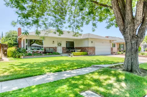 2934 N 8th St, Fresno, CA 93703