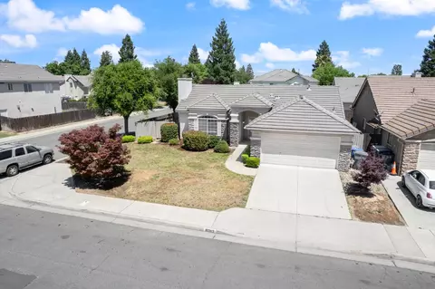 10282 N Whitney Ave, Fresno, CA 93730