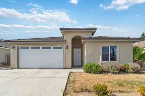 1061 Adell St, Madera, CA 93638