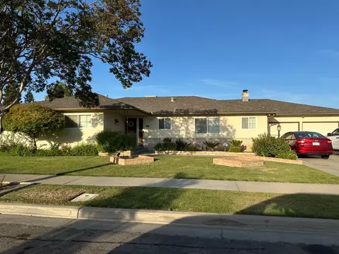 6538 N 4th St, Fresno, CA 93710
