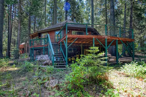 42272 Hanging Branch Rd, Shaver Lake, CA 93664