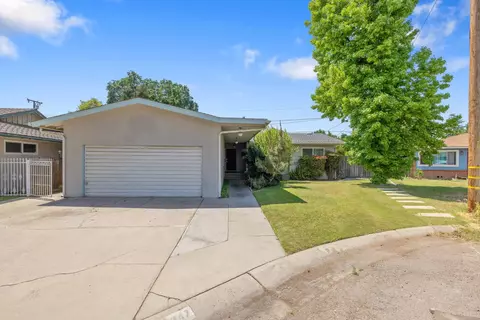 347 N Bollinger, Visalia, CA 93291