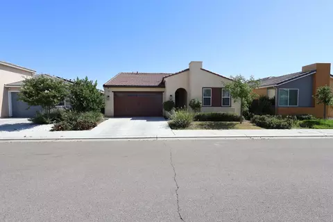 4090 Buckingham Ave, Clovis, CA 93619
