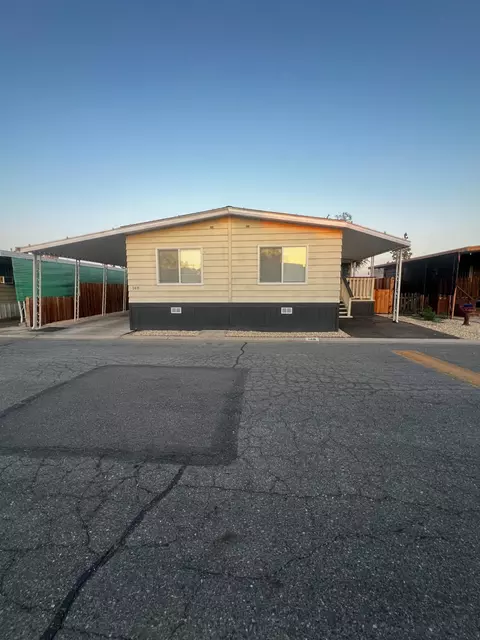4401 Hughes Ln #148, Bakersfield, CA 93304