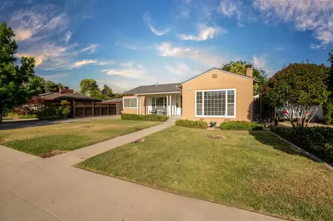 2837 N Thorne Ave, Fresno, CA 93704