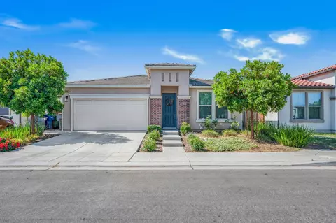 6085 E Homan Ave, Fresno, CA 93727