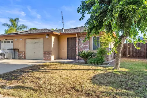 4782 W Austin Way, Fresno, CA 93722