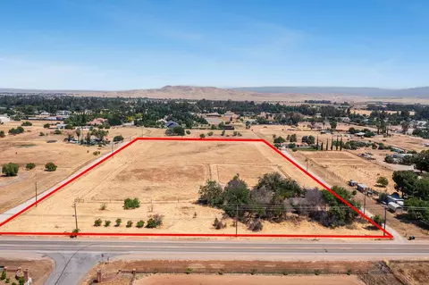 8574 E Herndon Ave, Clovis, CA 93619