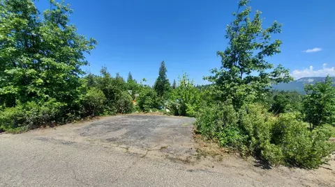 52861 Cedar Dr, Oakhurst, CA 93644 photo 2