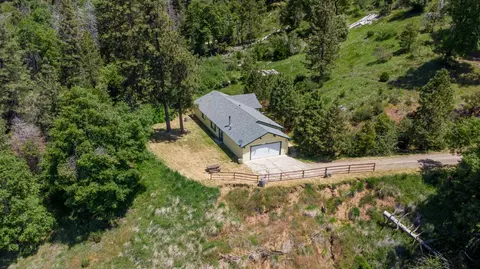 52865 Hwy 245, Miramonte, CA 93641