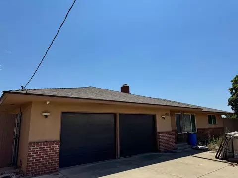 13137 E Butler Ave, Sanger, CA 93657