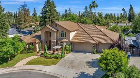 2707 W Menlo Ave, Fresno, CA 93711