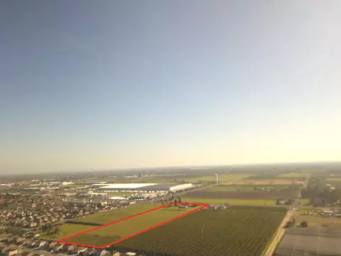 7116 Avenue 416, Dinuba, CA 93618