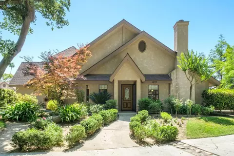 1274 W Flora Ave, Reedley, CA 93654