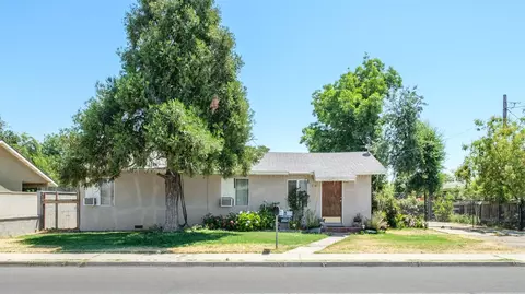 216 S Sunset Ave, Reedley, CA 93654