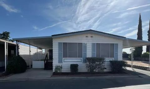 2706 W Ashlan Ave #226, Fresno, CA 93705