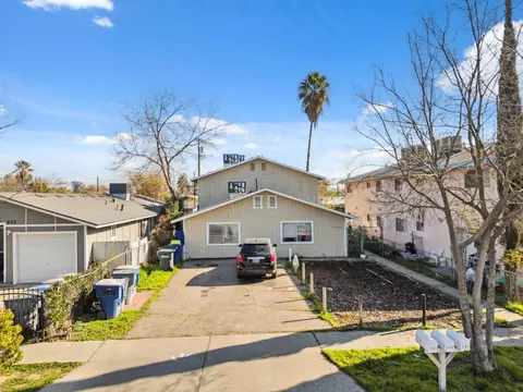 548 N Fisher St, Fresno, CA 93702