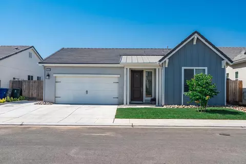 4146 Dennis Ave, Clovis, CA 93619
