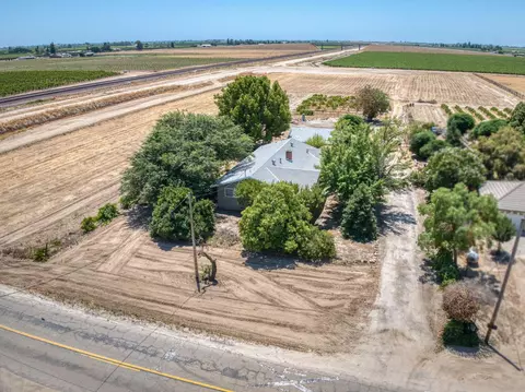 2175 E Clayton Ave, Fresno, CA 93725