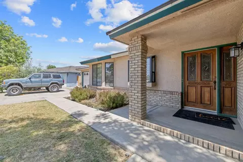 300 W Adrian Way, Hanford, CA 93230