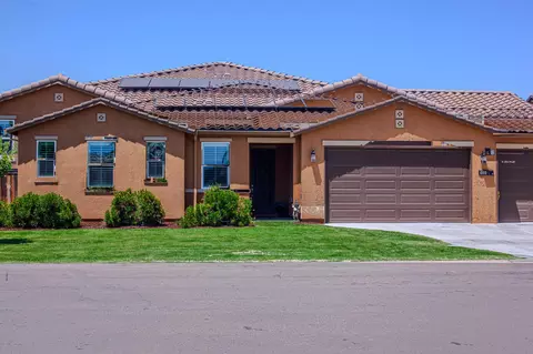 758 E La Crosse, Fowler, CA 93625