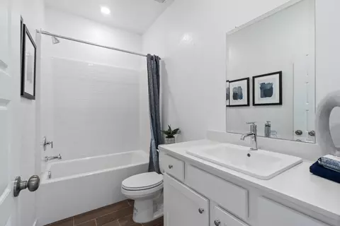 4441 N Phoenix, Fresno, CA 93723