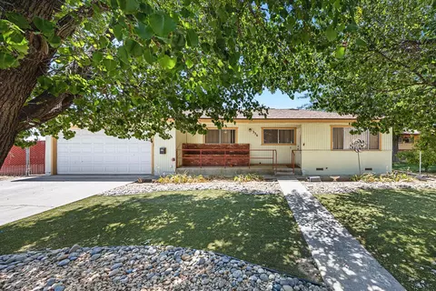 336 Walnut Ave, Coalinga, CA 93210