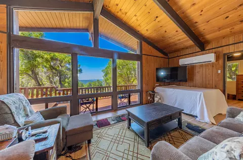 58632 Rainbow Dr, North Fork, CA 93643