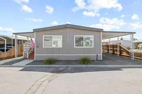 720 E Worth Ave, Porterville, CA 93257