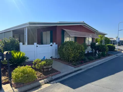 1701 Dinuba Ave #83, Selma, CA 93662