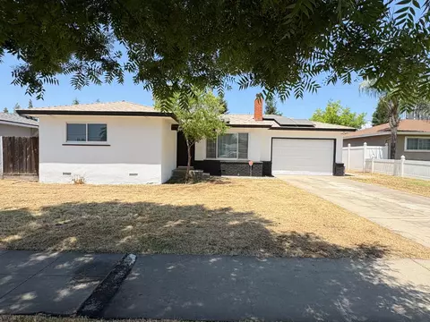 4403 E Buckingham, Fresno, CA 93725