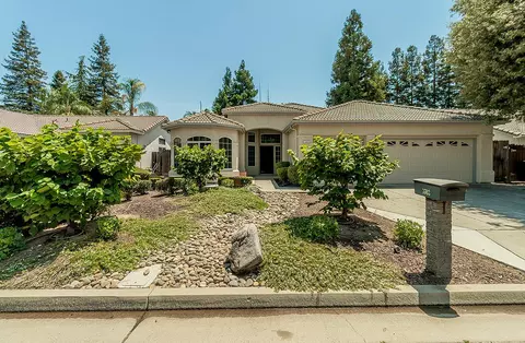 1603 E Waterford Ave, Fresno, CA 93720