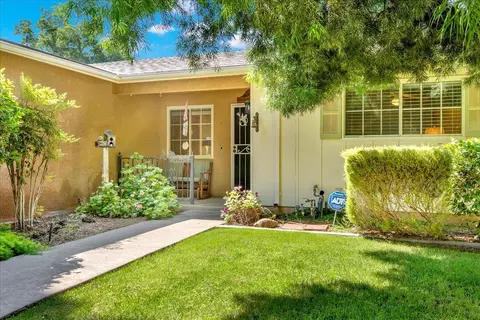 704 Westwood Dr, Exeter, CA 93221