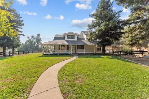 28408 Tollhouse Rd, Tollhouse, CA 93667