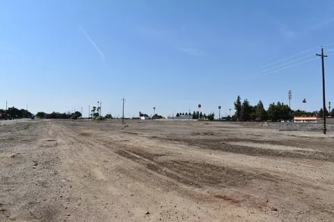 430 Front, Chowchilla, CA 93610