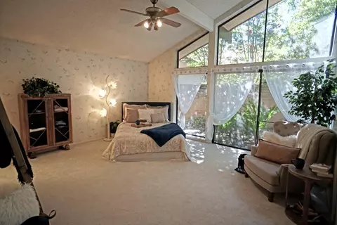 5513 N El Adobe Dr, Fresno, CA 93711