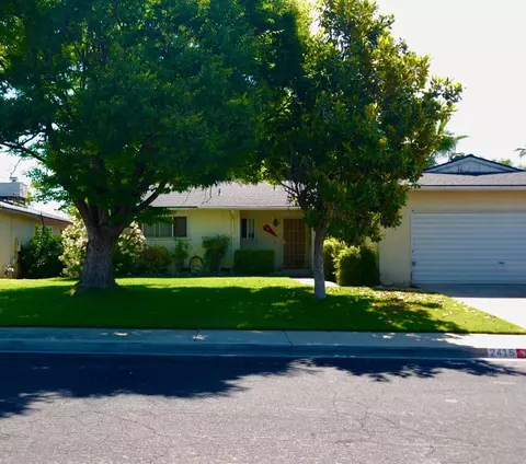 2415 Fordham Ave, Clovis, CA 93611 photo 1