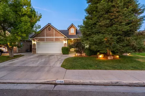 3108 N Clover Ave, Fresno, CA 93727
