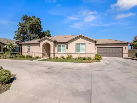 3208 N Rova Ct, Visalia, CA 93291