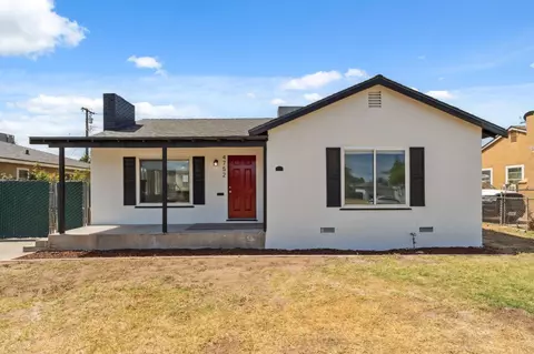 4752 E Kerckhoff Ave, Fresno, CA 93702