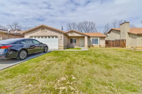 660 Hazelhurst Way, Coalinga, CA 93210