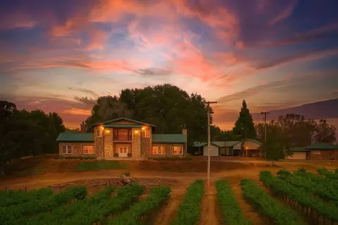 7551 Hunters Valley Rd, Mariposa, CA 95338