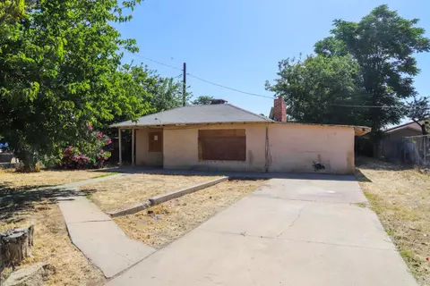2413 S Sierra Vista Ave, Fresno, CA 93725
