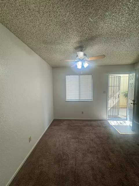 4303 N Emerson Ave, Fresno, CA 93705